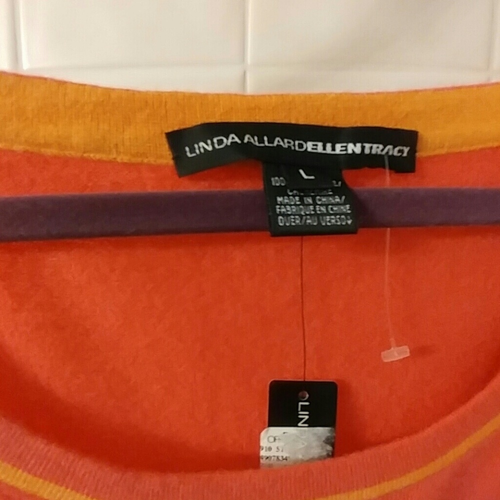 Linda Allard Ellen Tracy Large cashmere coral and